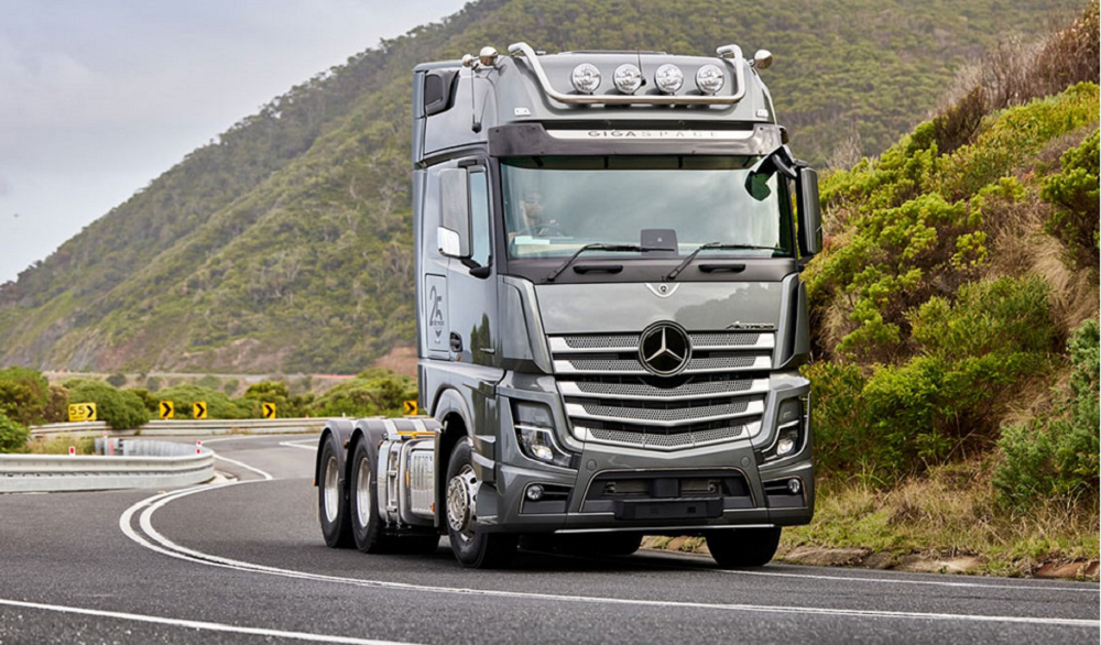 تعمیر موتور بنز